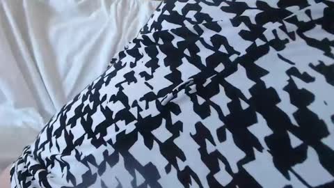 Desire online show from January 17, 8:34 am