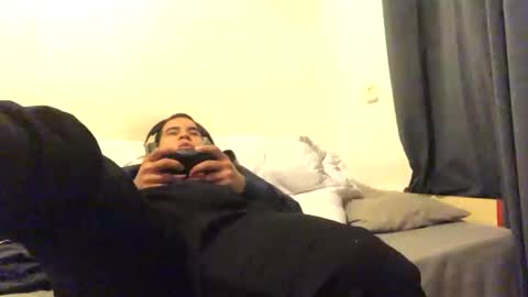 mauroo2025 online show from March 8, 11:28 pm