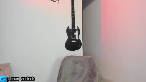 Max... online show from November 11, 3:31 am