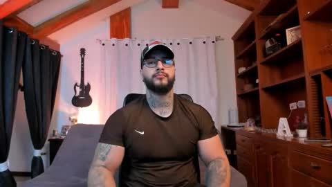 max D. online show from September 22, 12:20 pm