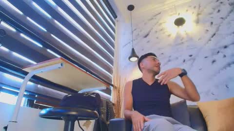 Max Hornye online show from March 23, 6:35 pm