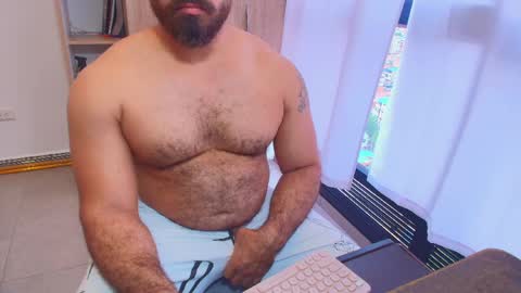 max_love25 online show from April 22, 9:00 pm