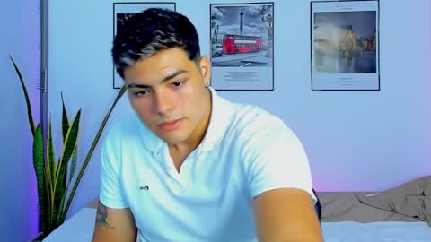 Snapshot of max_miuller chatting on October 19, 2:16 am max_miuller online show from October 19, 2:16 am