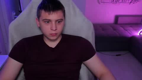 Max online show from February 24, 3:48 pm