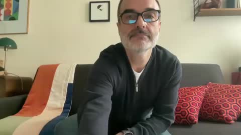 Max Mikado online show from January 21, 2:05 pm