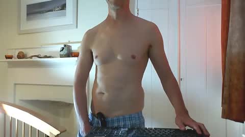 Max Davies online show from August 2, 4:09 pm