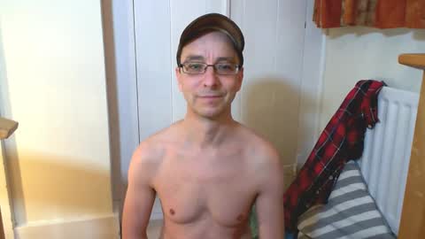 Max Davies online show from December 3, 1:27 pm