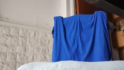 Maxlatino online show from January 19, 1:12 pm