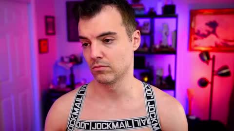 Max Hughes online show from November 8, 4:26 am