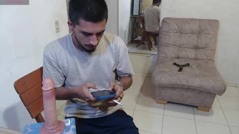 maxi dick online show from May 5, 5:30 pm