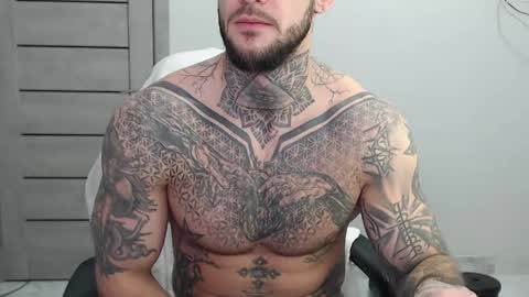 Maximus Fox online show from April 27, 6:11 am