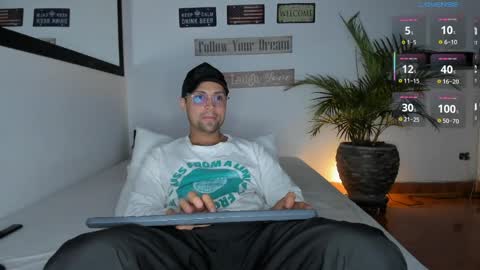 MAXI      online show from April 10, 8:19 am