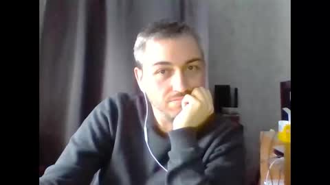 Maxime online show from January 7, 1:49 pm