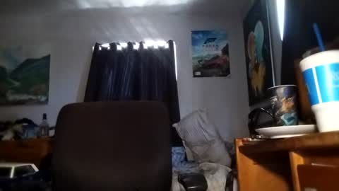 maximillianpayan95 online show from June 27, 7:42 pm