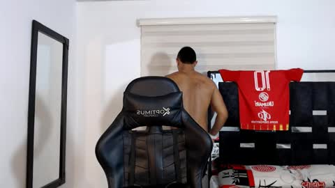 Maximo Sebastian online show from June 3, 2:03 am