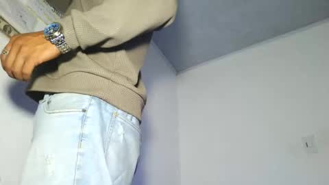 Maximo Aron Vega online show from March 18, 3:40 pm