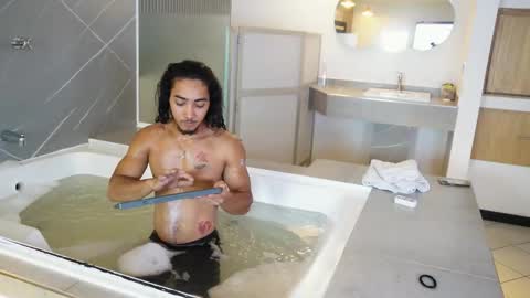 maximo_zahirx online show from March 5, 4:10 am