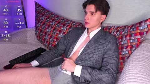 Max online show from January 24, 2:41 pm