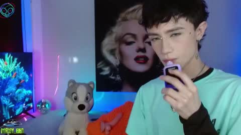 Max online show from March 7, 5:29 am