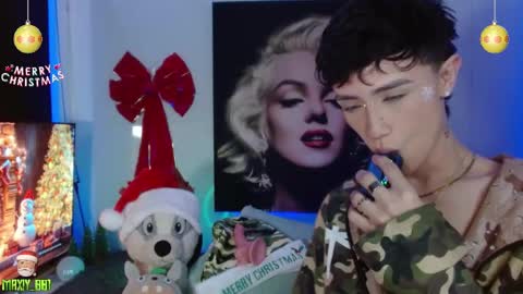 Max online show from December 20, 6:19 am