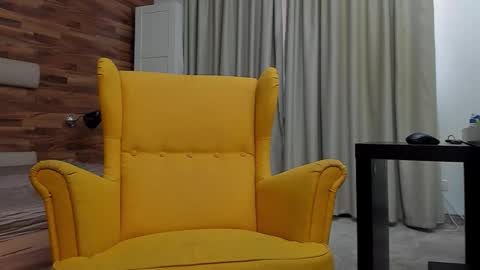 MaxKaiden online show from March 25, 9:16 am