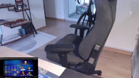 maxp0wer21 online show from December 28, 1:06 pm