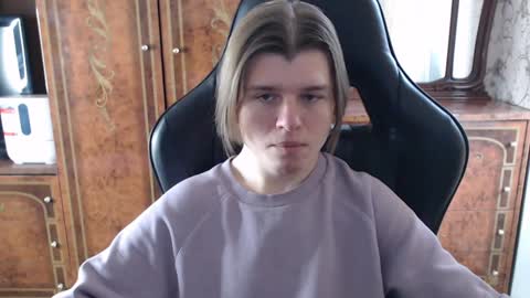 Max online show from January 24, 8:55 am