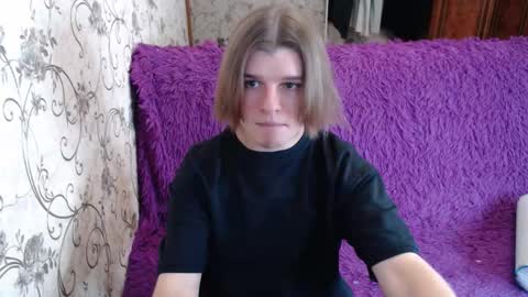 Max online show from September 27, 11:30 am