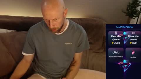 MaxRouger online show from November 19, 7:18 am