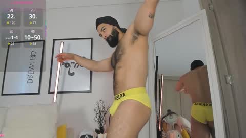 Max online show from October 19, 3:49 pm