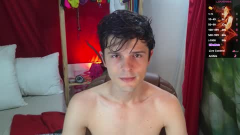 Max online show from November 16, 3:19 am