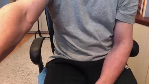 Max online show from January 12, 8:54 am