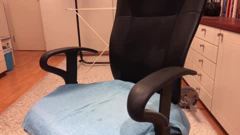 Max online show from January 31, 5:30 am