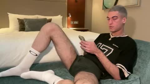 Max Kyle online show from February 7, 7:17 pm