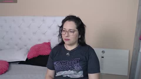 May online show from January 18, 2:42 am