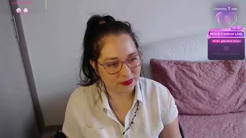 May online show from March 25, 8:48 pm