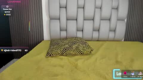 MAY online show from December 2, 3:32 pm