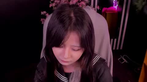 may_lings online show from July 26, 11:30 am