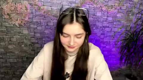 may online show from June 26, 5:51 pm