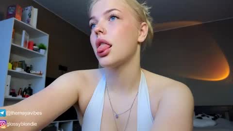 Maya online show from April 7, 4:47 am