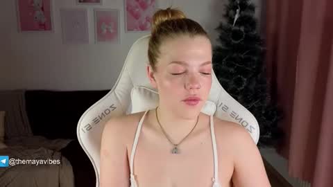 Maya online show from January 8, 3:34 am