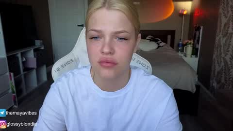 Maya online show from April 23, 3:47 am