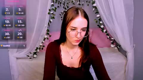 maya_winters online show from July 31, 11:00 am