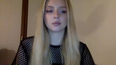 mayaflirt online show from April 23, 8:10 pm