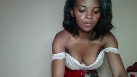 mayalabelle online show from November 27, 10:45 am