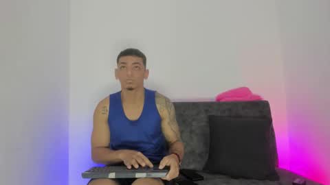 maykel_and_mike online show from October 2, 10:14 am