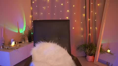  May  online show from May 14, 5:49 am