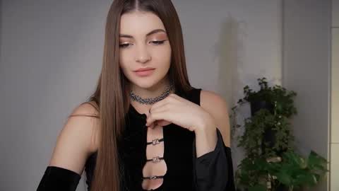 mayttease online show from October 27, 6:08 pm