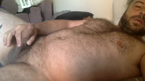 Snapshot of mazl0w chatting on March 5, 12:59 am mazl0w online show from March 5, 12:59 am