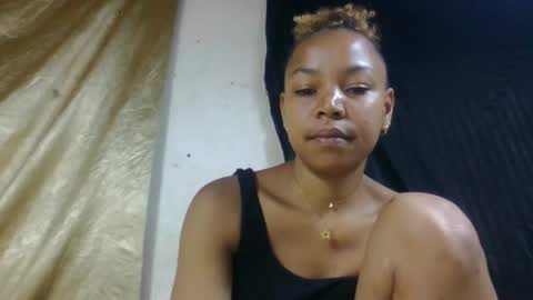 mbotyfeliciaa online show from January 16, 7:01 pm